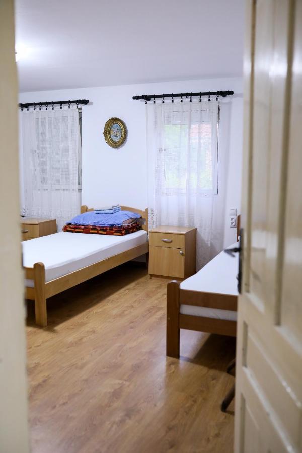 Green Apartments Kursumlija Екстер'єр фото