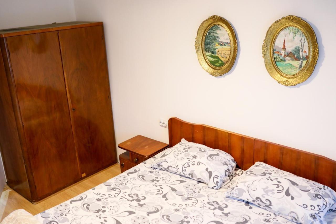 Green Apartments Kursumlija Екстер'єр фото